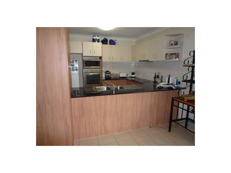 59 Tee Trees Bvd, Arundel QLD 4214