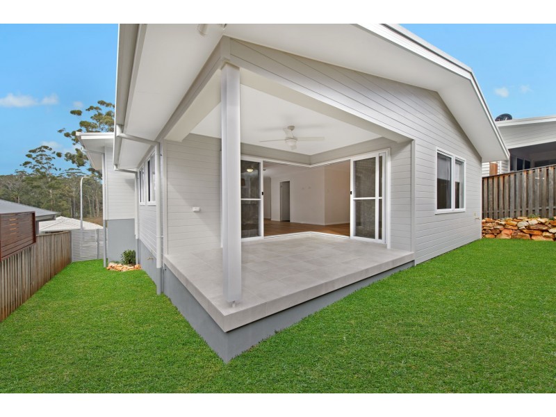 5 Black Caviar Parade, Port Macquarie NSW 2444