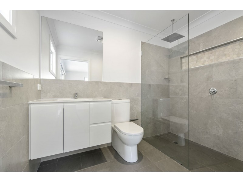 5 Black Caviar Parade, Port Macquarie NSW 2444