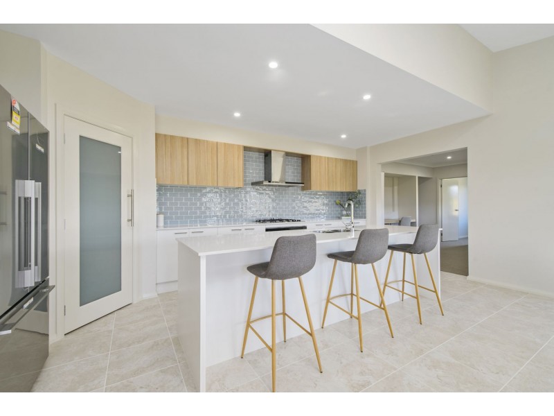 79 South Atlantic Drive, Lake Cathie NSW 2445