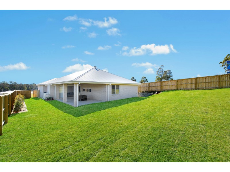 79 South Atlantic Drive, Lake Cathie NSW 2445