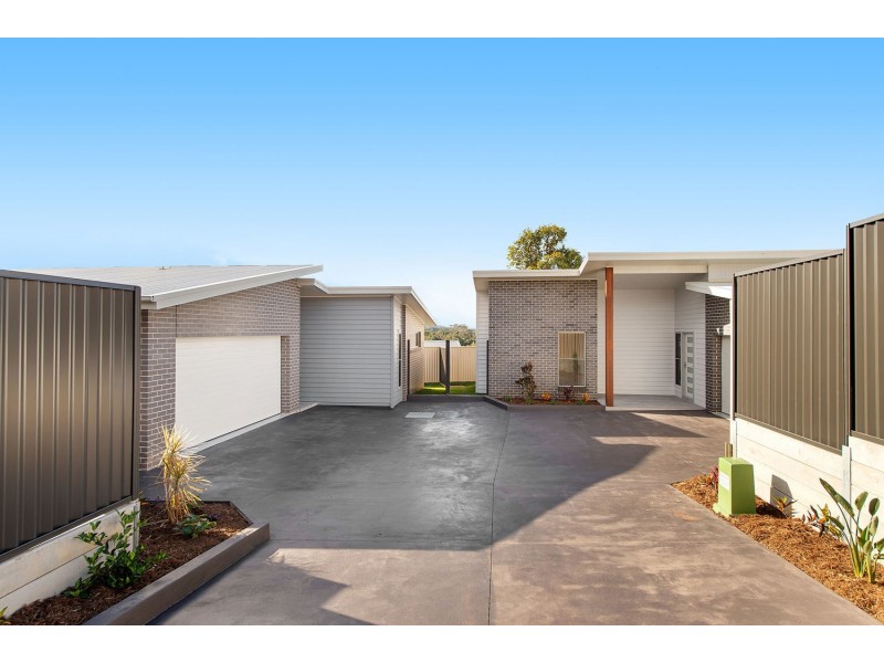 2/20 St Lucia Place, Bonny Hills NSW 2445