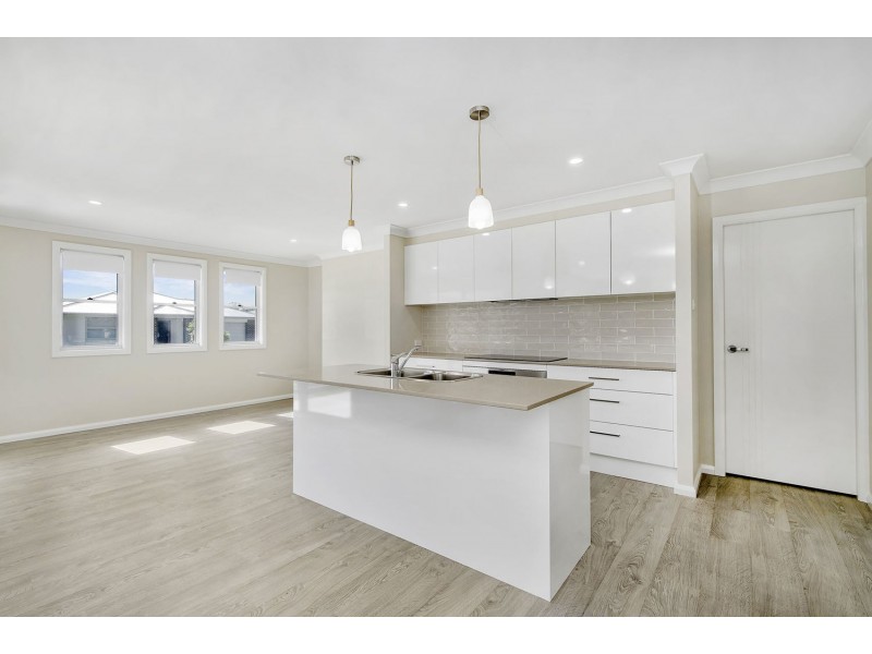 81 Solomon Drive, Lake Cathie NSW 2445