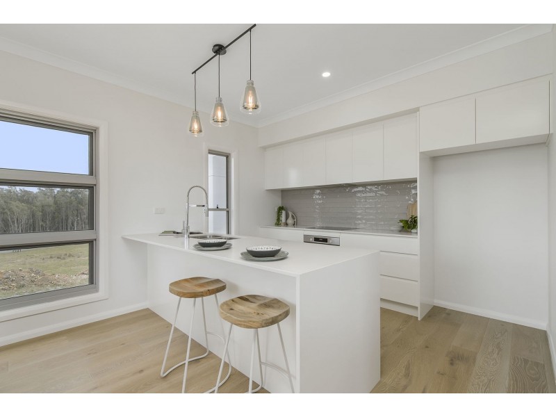 1 Sandy Shores, Lake Cathie NSW 2445