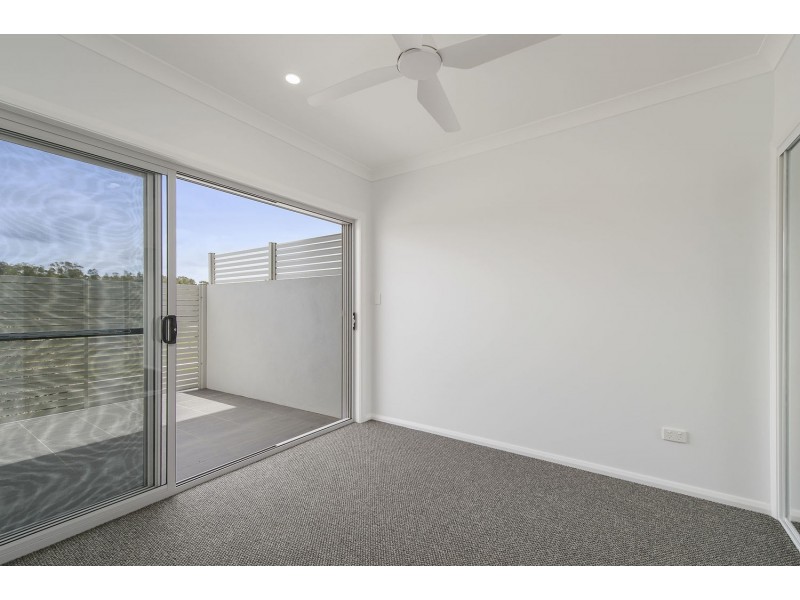 1 Sandy Shores, Lake Cathie NSW 2445