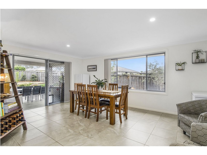 11 Cohen Way, Thrumster NSW 2444