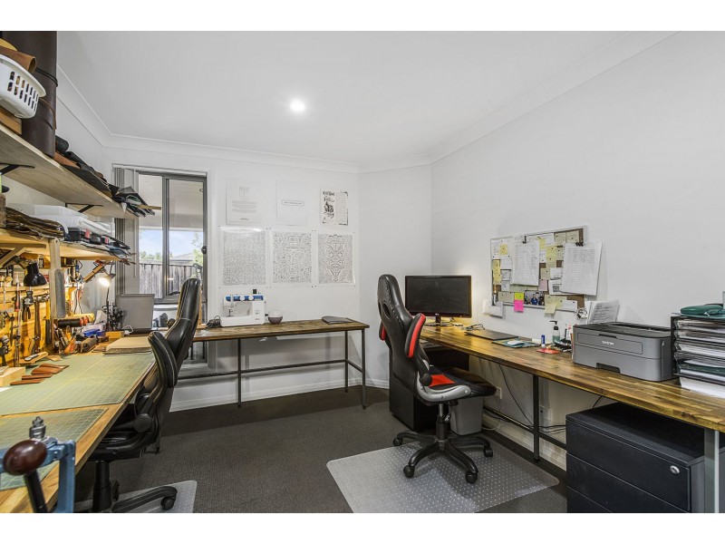 11 Cohen Way, Thrumster NSW 2444