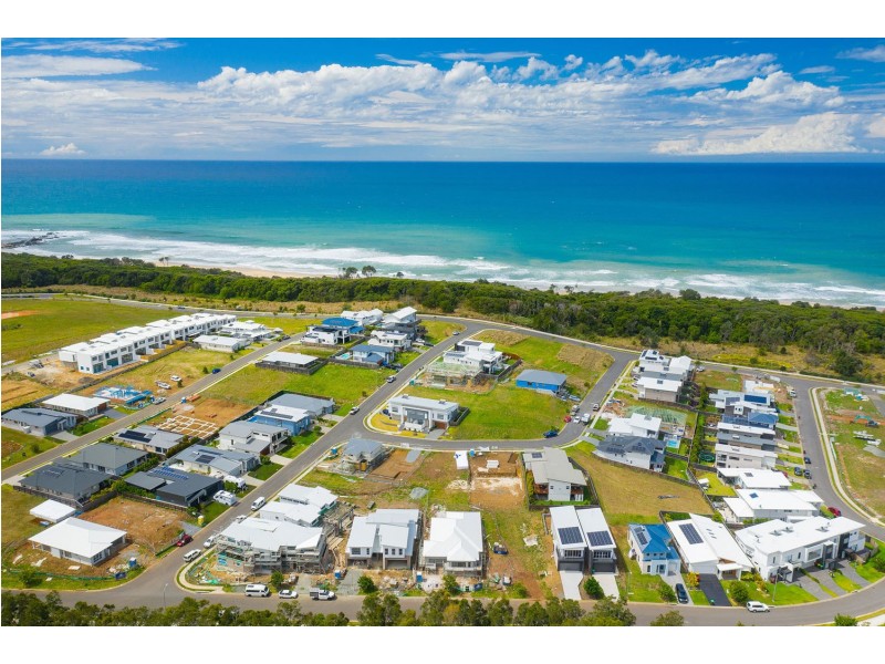 34 Whitewater Terrace, Lake Cathie NSW 2445