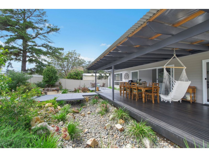 242 John Oxley Drive, Thrumster NSW 2444