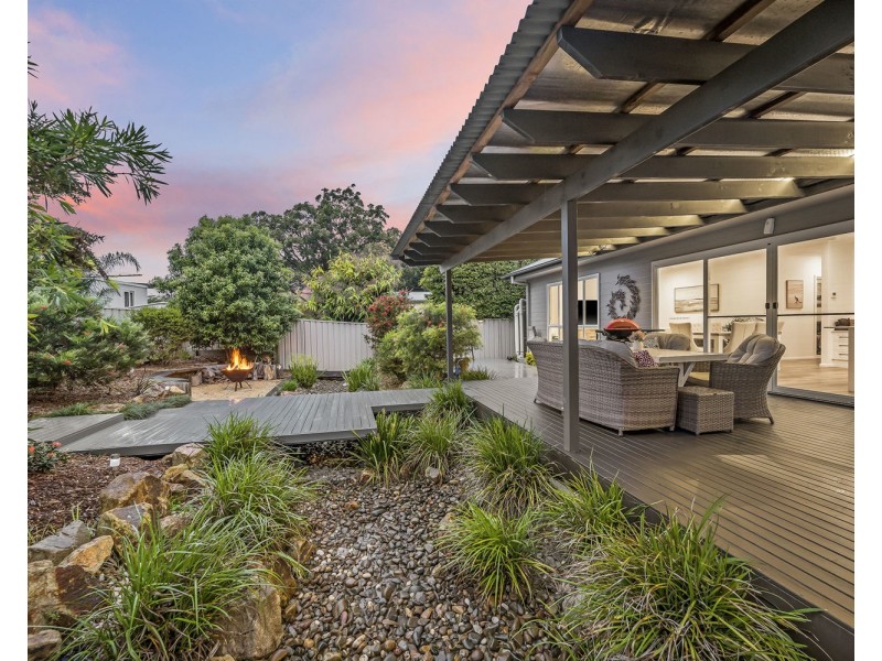 242 John Oxley Drive, Thrumster NSW 2444