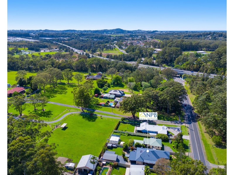 242 John Oxley Drive, Thrumster NSW 2444