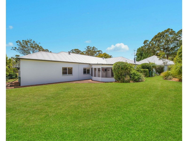 293 John Oxley Drive, Thrumster NSW 2444
