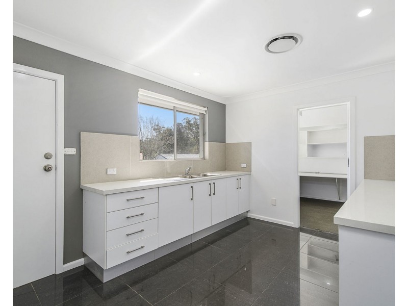 83 Lake Road, Port Macquarie NSW 2444