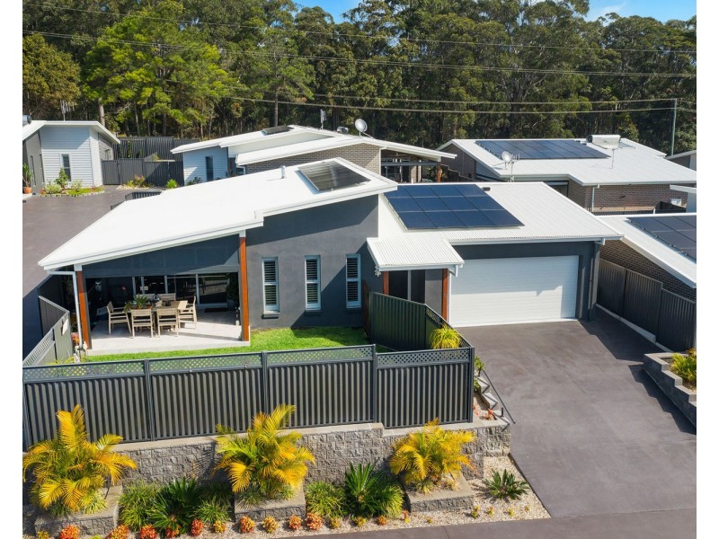 12/20 St Lucia Place, Bonny Hills NSW 2445