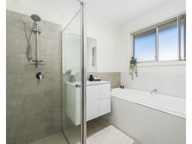 3 Diploma Drive, Thrumster NSW 2444