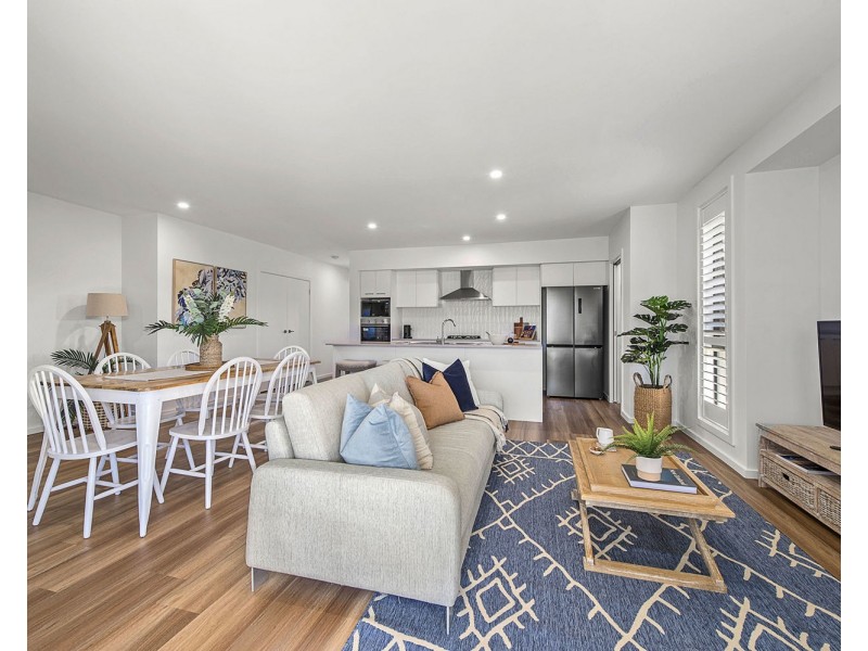 12 Wainscot Ave, Thrumster NSW 2444