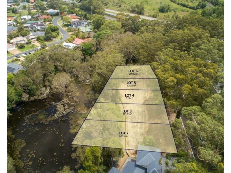 11 Gumtree Glen (Crystal Waters), Sapphire Beach NSW 2450