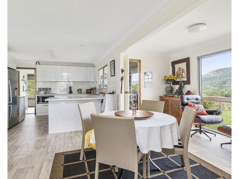 7401 Oxley Highway, Mount Seaview NSW 2446