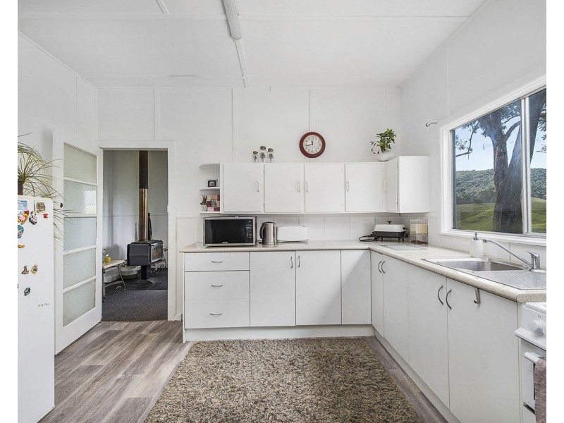 7401 Oxley Highway, Mount Seaview NSW 2446
