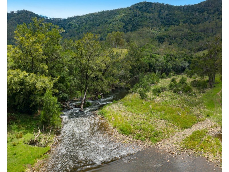 7401 Oxley Highway, Mount Seaview NSW 2446