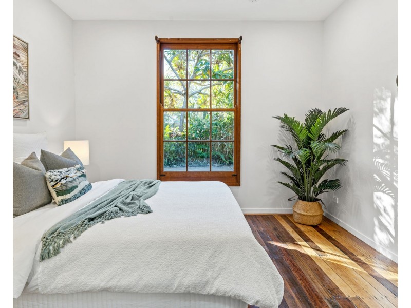 9 The Esplanade, New Brighton NSW 2483