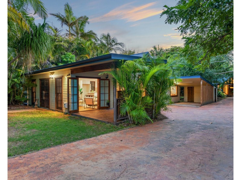 9 The Esplanade, New Brighton NSW 2483