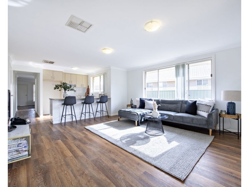 28B Dalbeattie Cres, Dubbo NSW 2830