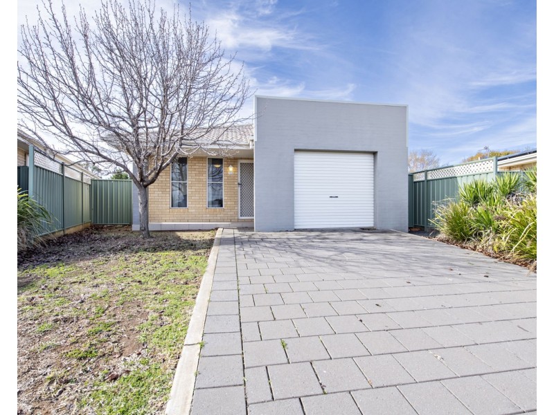 28B Dalbeattie Cres, Dubbo NSW 2830