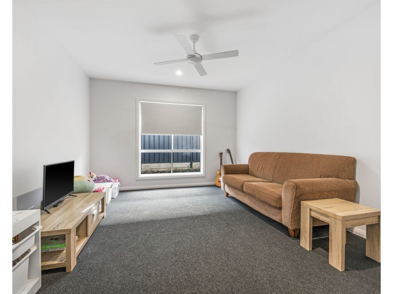 14 Barbuda Way, Lake Cathie NSW 2445