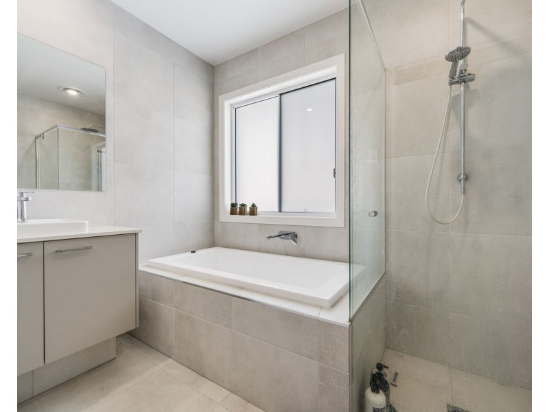 14 Barbuda Way, Lake Cathie NSW 2445