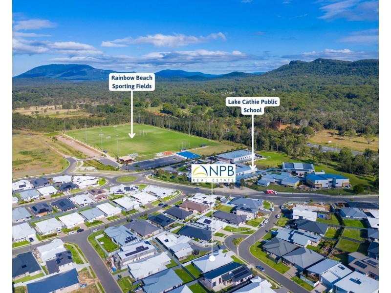 14 Barbuda Way, Lake Cathie NSW 2445