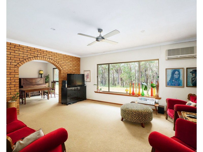 115 Kenwood Drive, Lake Cathie NSW 2445