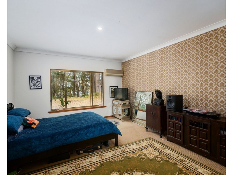 115 Kenwood Drive, Lake Cathie NSW 2445