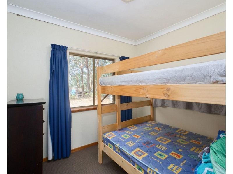 115 Kenwood Drive, Lake Cathie NSW 2445