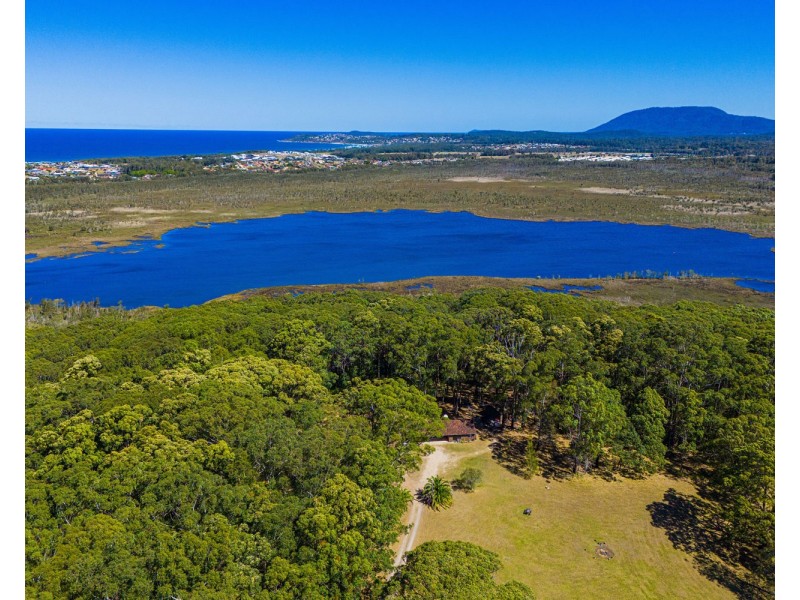 115 Kenwood Drive, Lake Cathie NSW 2445