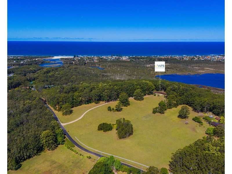 115 Kenwood Drive, Lake Cathie NSW 2445