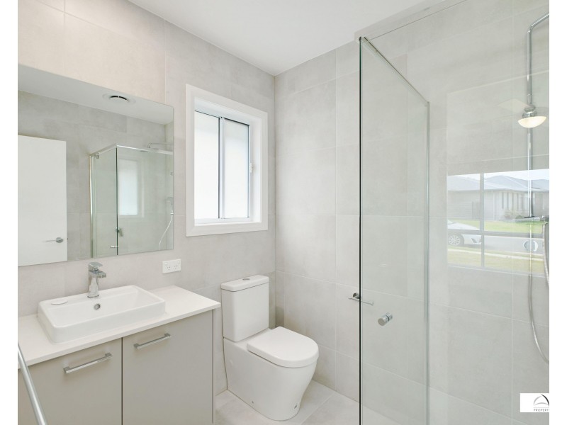 14 Barbuda Way, Lake Cathie NSW 2445