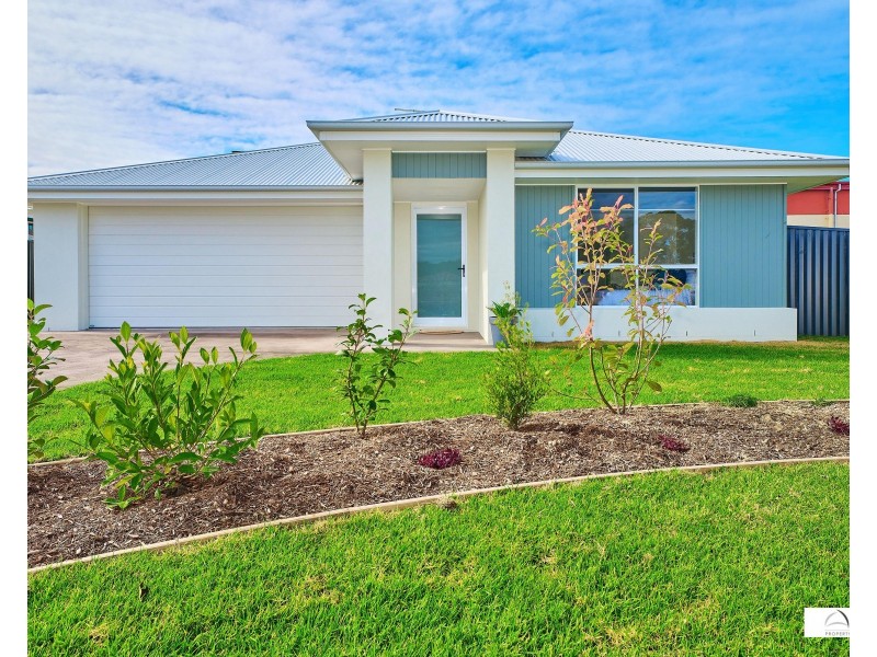 11 Bannerman Place, South West Rocks NSW 2431