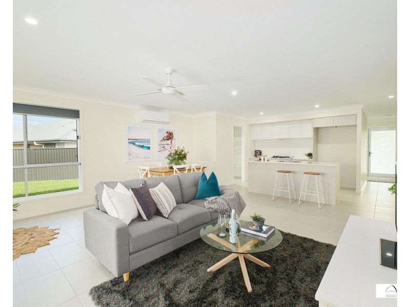 11 Bannerman Place, South West Rocks NSW 2431