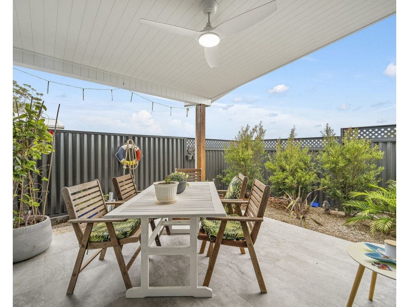 9/20 St Lucia Place, Bonny Hills NSW 2445