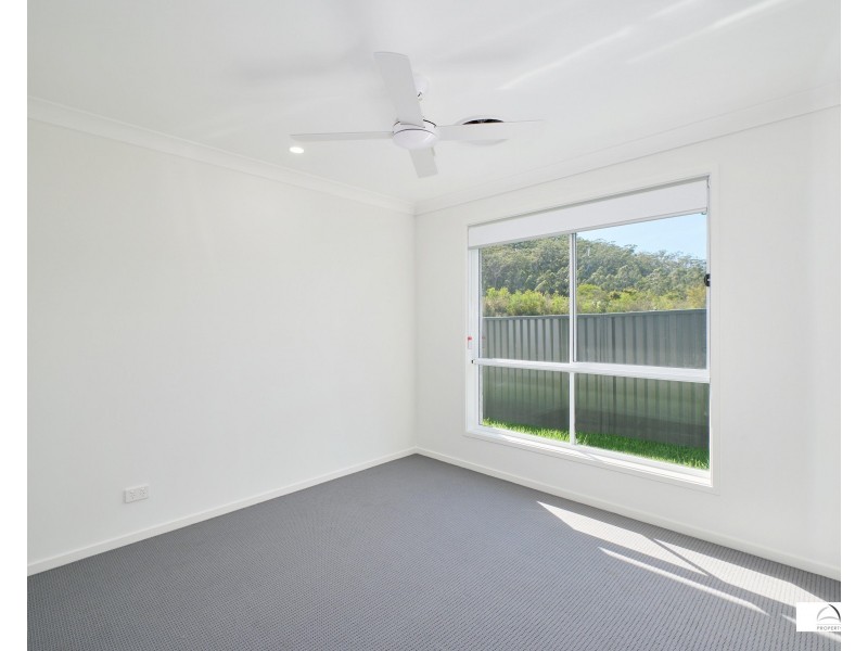 26 Vernon Circuit, Kew NSW 2439