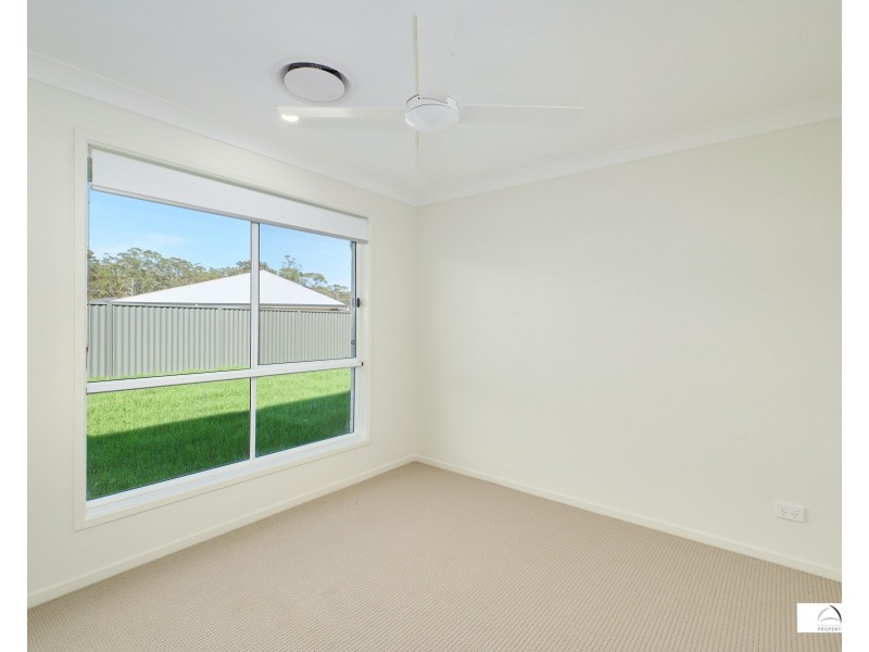 22 Vernon Circuit, Kew NSW 2439