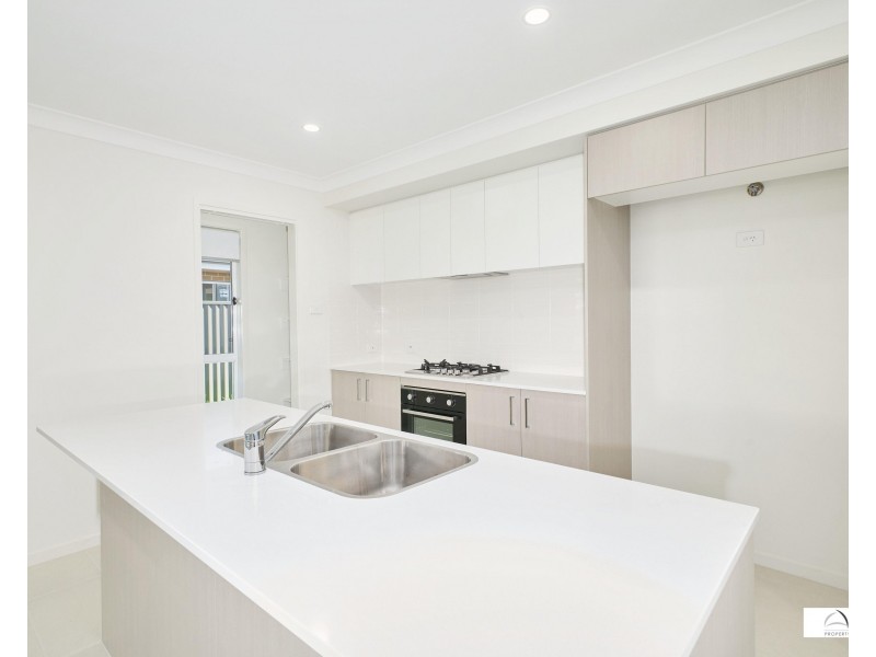 22 Vernon Circuit, Kew NSW 2439