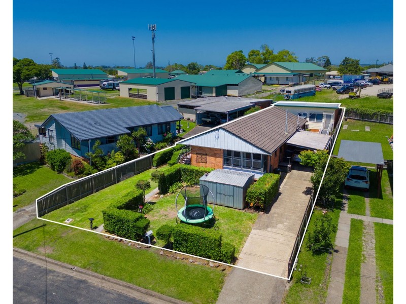 4 & 4A Thatcher Street, Wauchope NSW 2446
