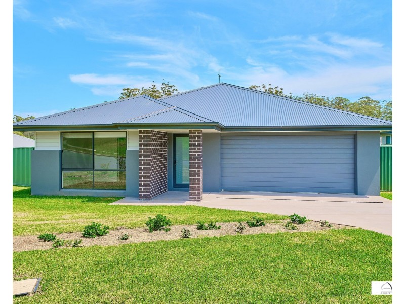 23 Spotted Gum Boulevard, Wauchope NSW 2446