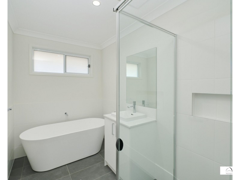 25 Tiger Quoll Drive, Lake Cathie NSW 2445