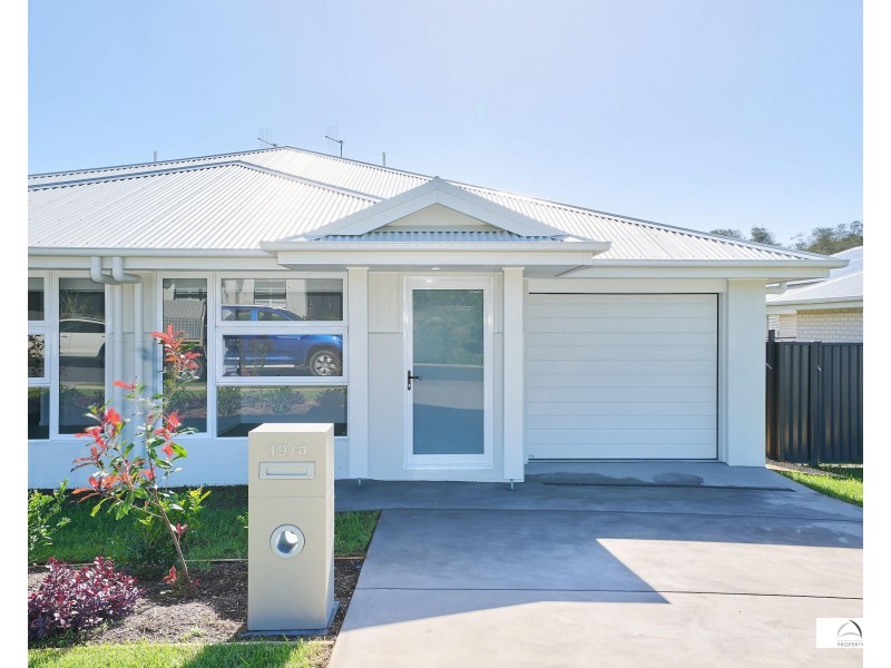 19a Tiger Quoll Drive, Lake Cathie NSW 2445