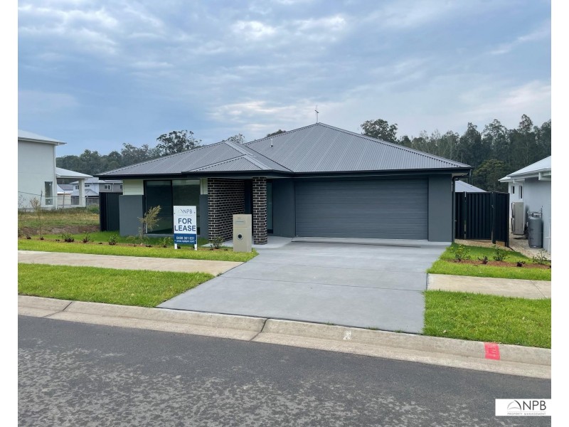 11 Tiger Quoll Drive, Lake Cathie NSW 2445