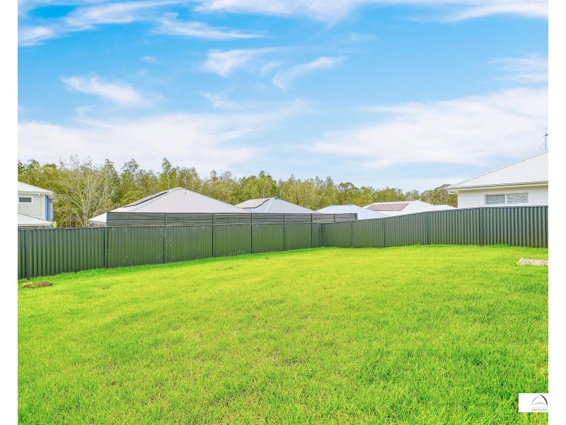 11 Tiger Quoll Drive, Lake Cathie NSW 2445