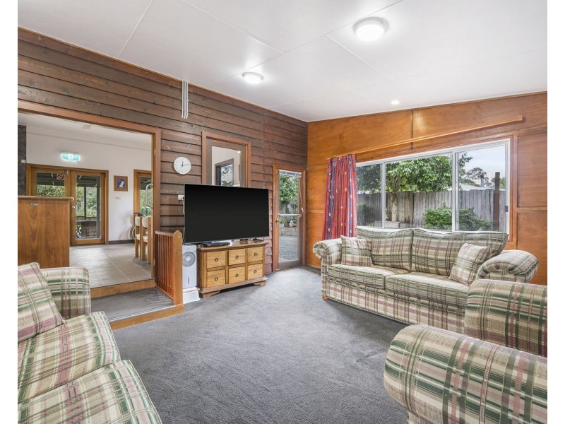 132 Apanie Road, Lake Innes NSW 2446